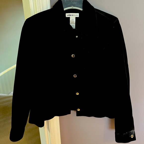 Jones New York Black Jean Jacket- on trend style - Picture 1 of 3